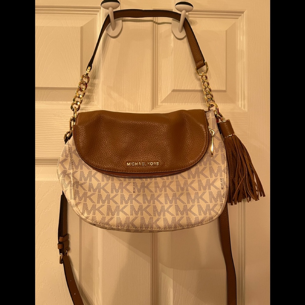 Michael Kors Authentic Bedford Medium Tassel Convertible Shoulder Bag